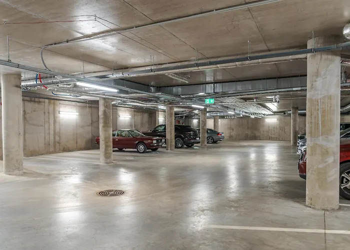 Family 2-Bedroom Apartment With Parking In The Heart Of Kristiine 塔林