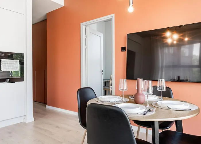 公寓 Family 2-Bedroom Apartment With Parking In The Heart Of Kristiine *